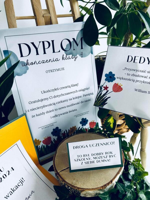 dyplomy kolorowa laka