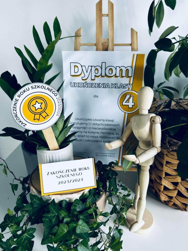 dyplomy zakończenie roku